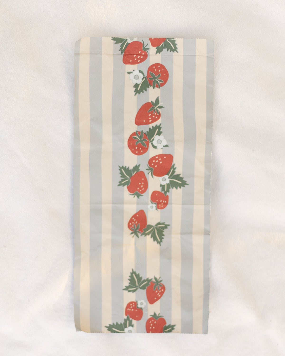 The Strawberry Days Edit